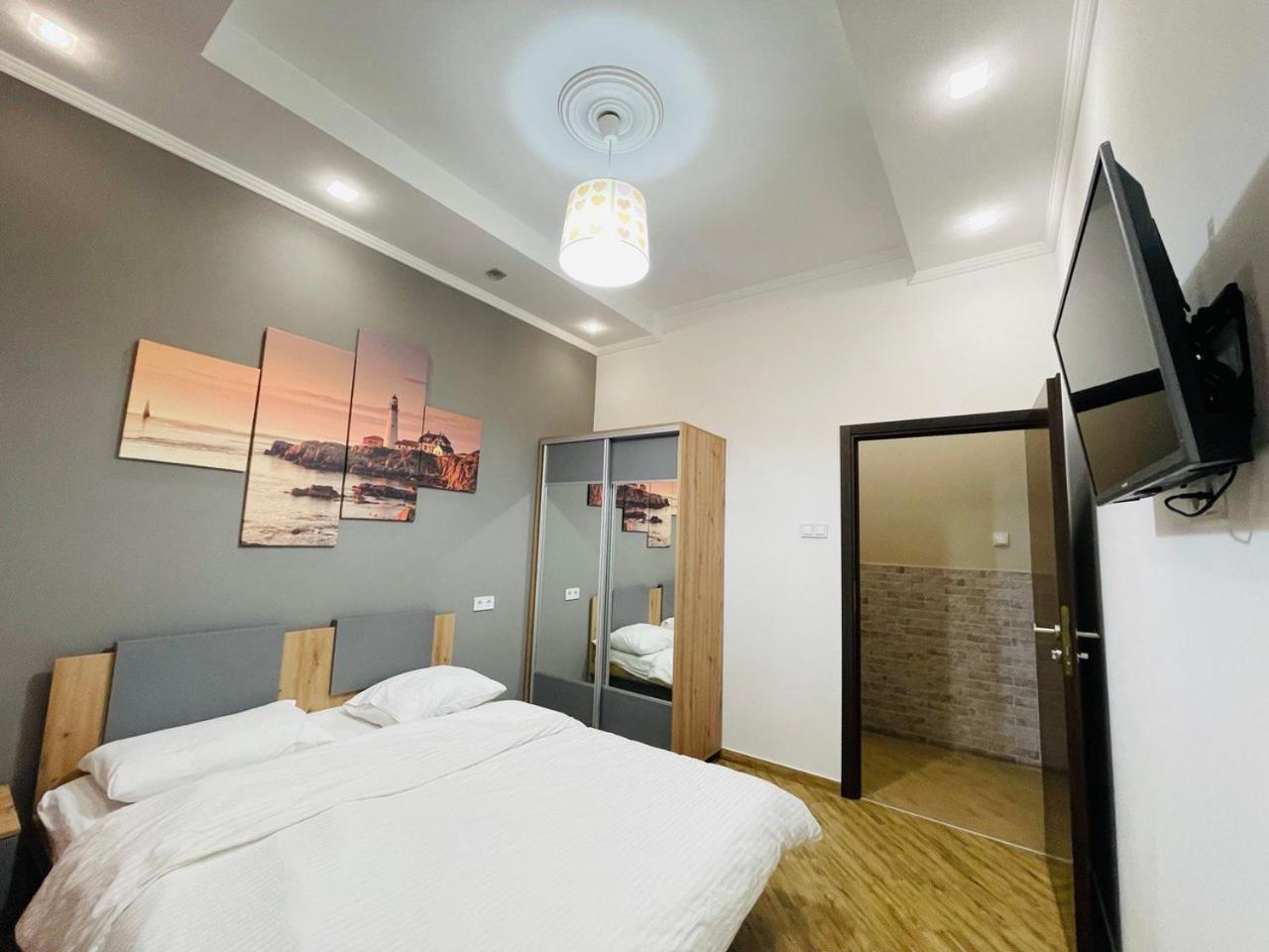 Apartment For Rent In The City Center Of Kharkiv K18 Elinaflats Exterior foto